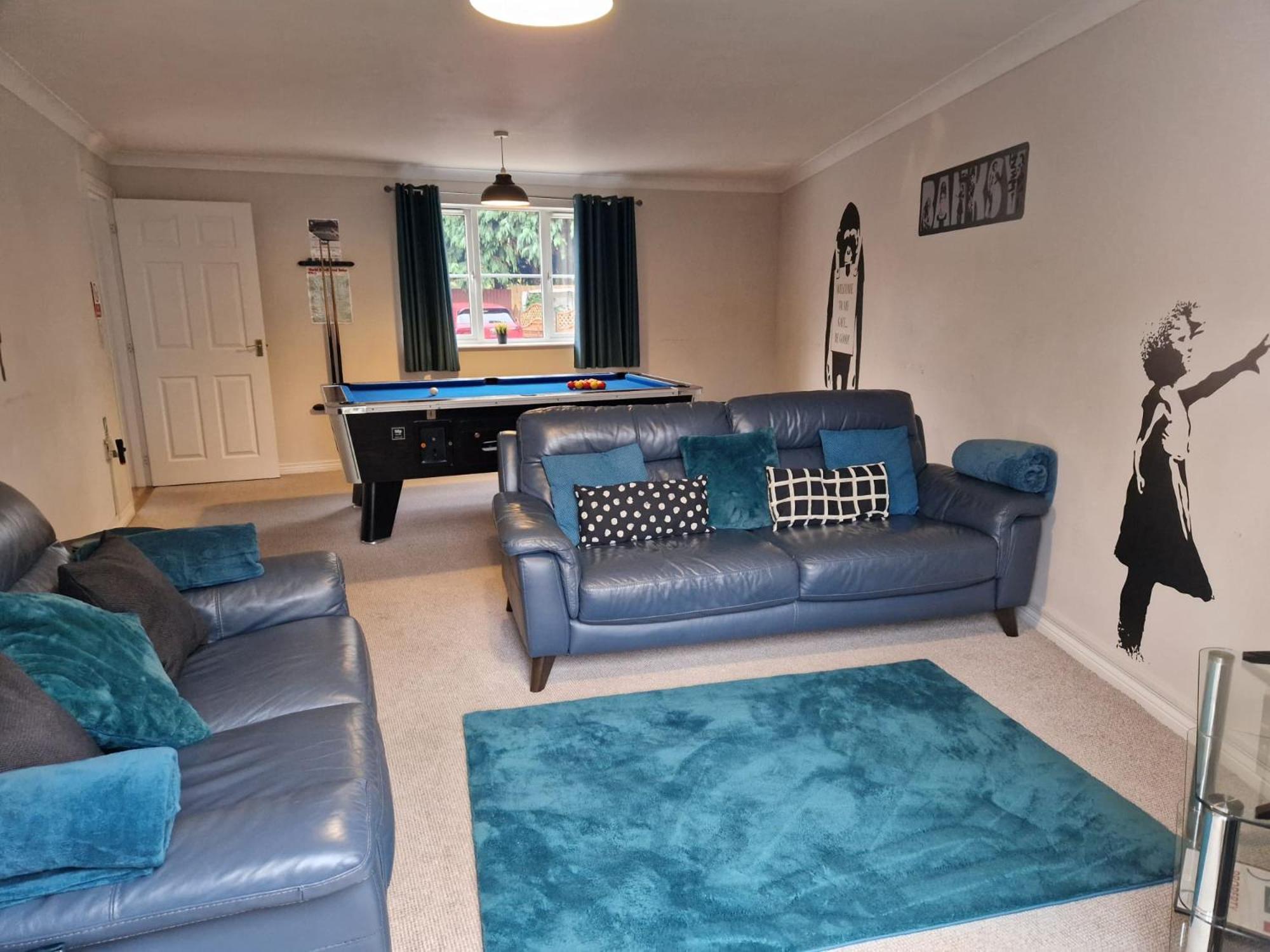 Hereford - Finch House - Modern 4 Bedroom House Located In South Hereford, Dog Friendly With Nearby Countryside, Pool Table, Sleeps Up To 10 Guests - Hosted By Rentmyhouse Екстериор снимка